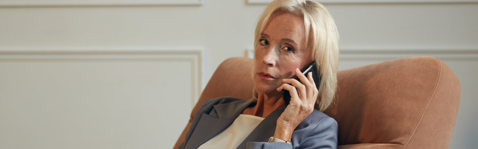 psychiatrist having a phone call